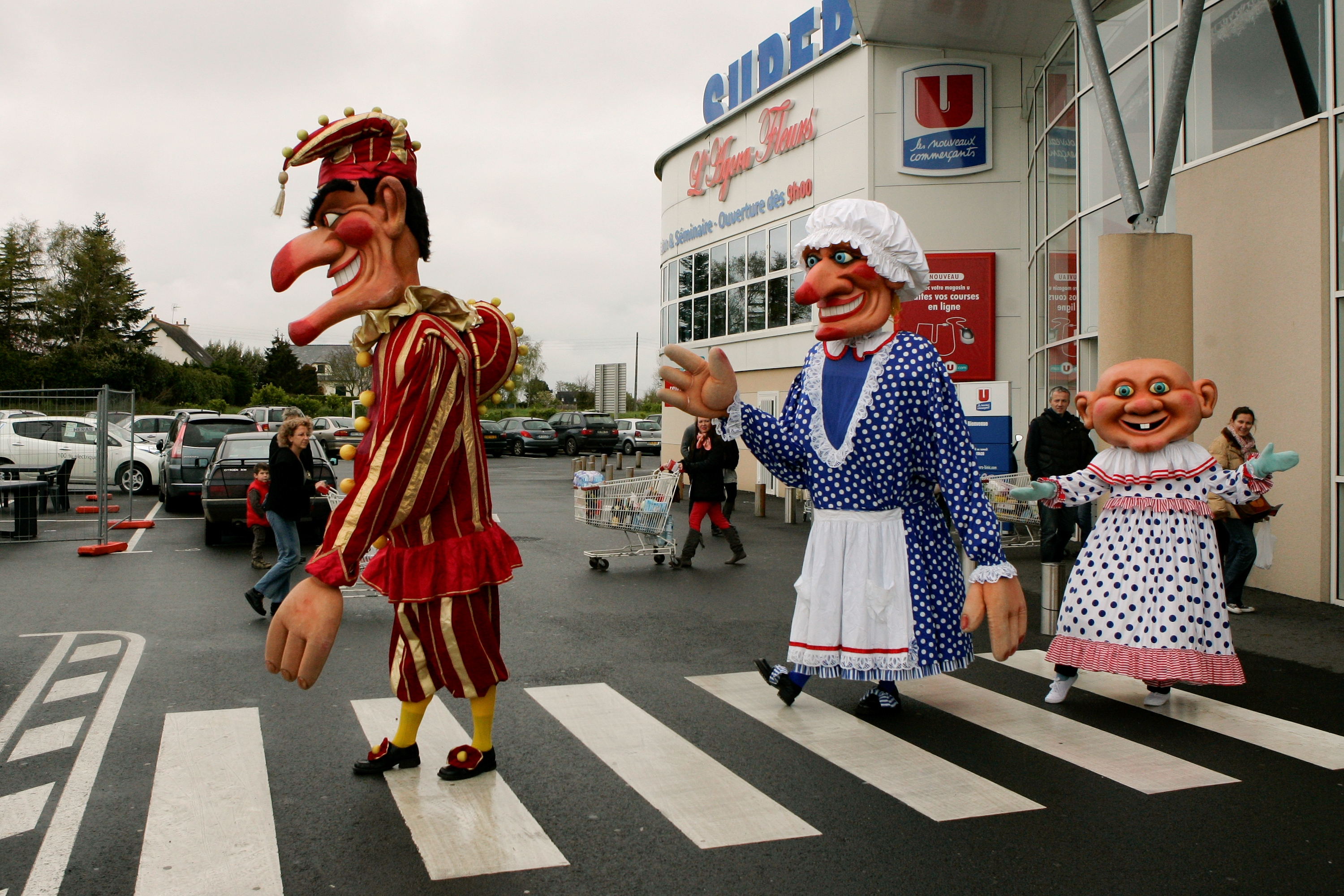 GiantPunchFrance2012_HD.jpg